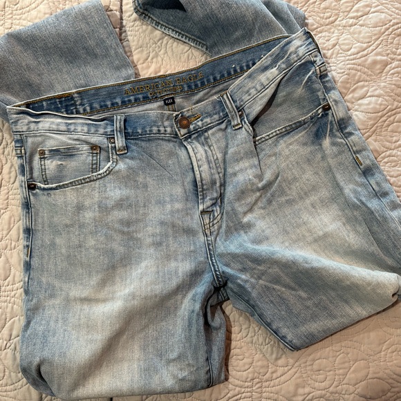 American Eagle Flex Fit Jeans - Picture 3 of 3